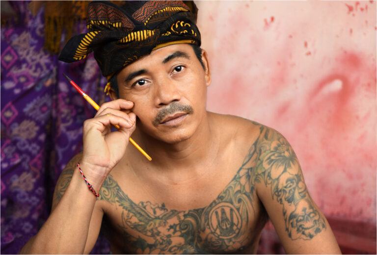 Lyndall Lazar - 05_Lyndall-Lazar_Artist-in-his-Studio